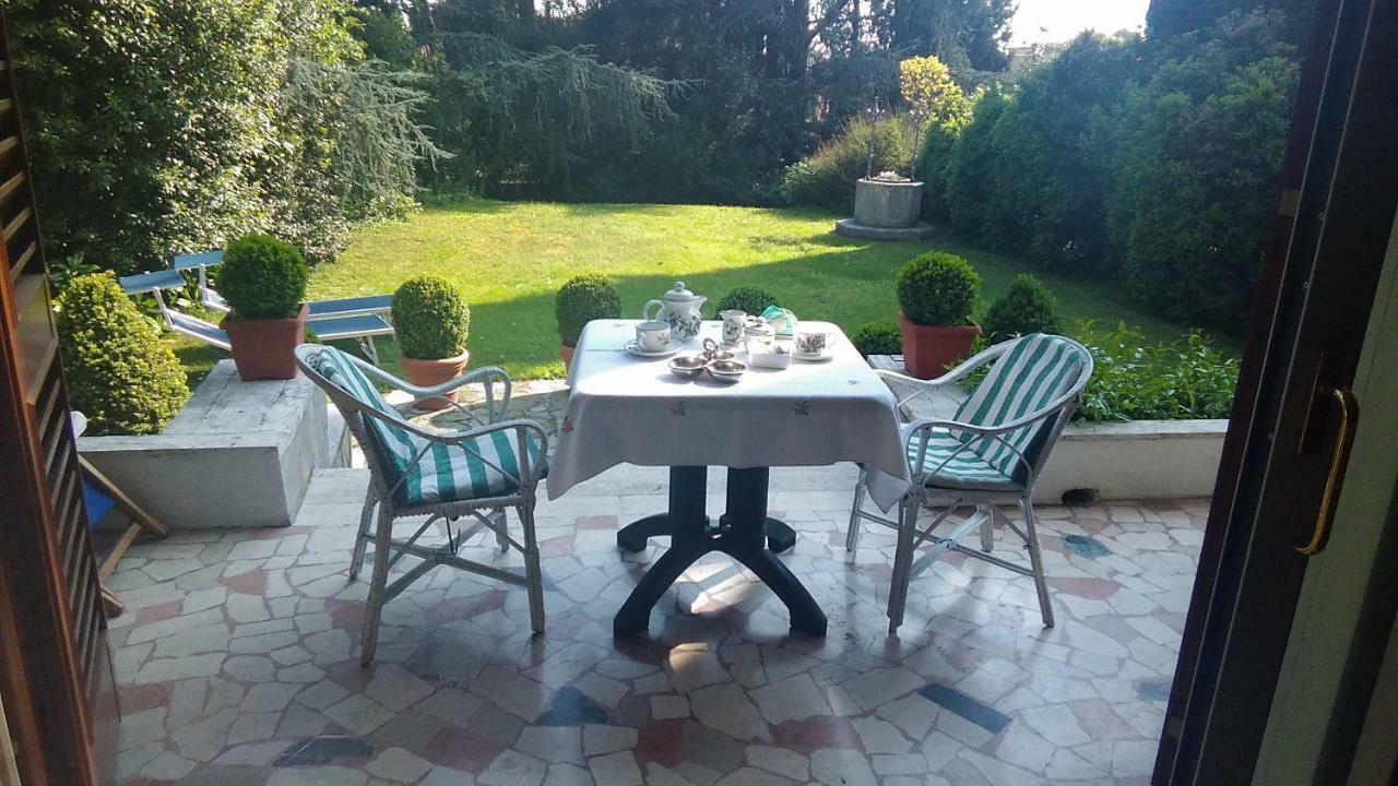 B&B La Villa Mediterranea Passirano Eksteriør billede