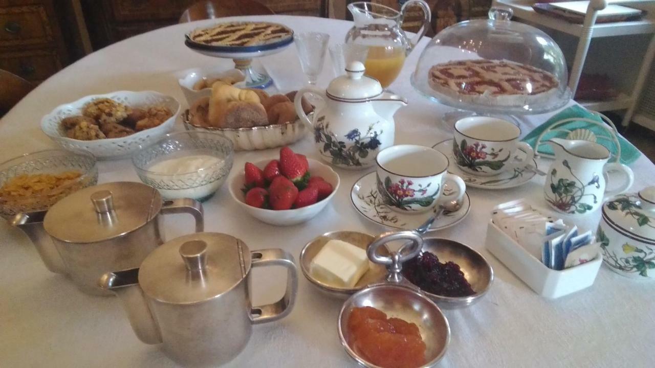B&B La Villa Mediterranea Passirano Eksteriør billede